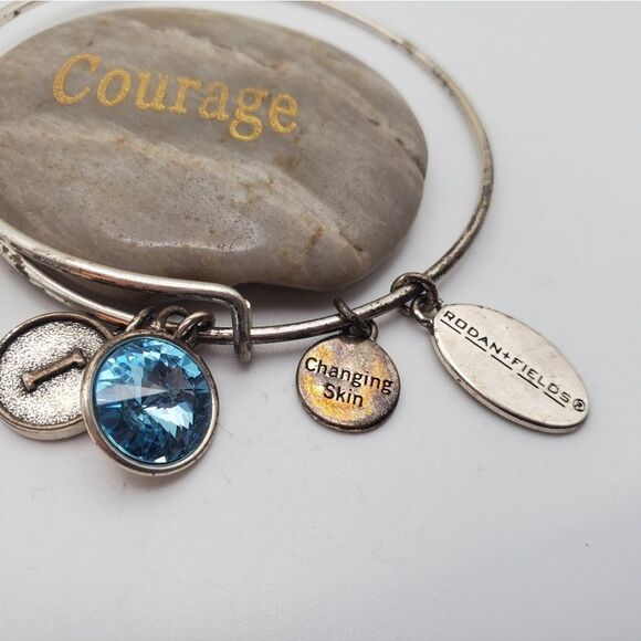 Rodan + Fields Jewelry - Rodan fields‎ sky blue crystal bracelet